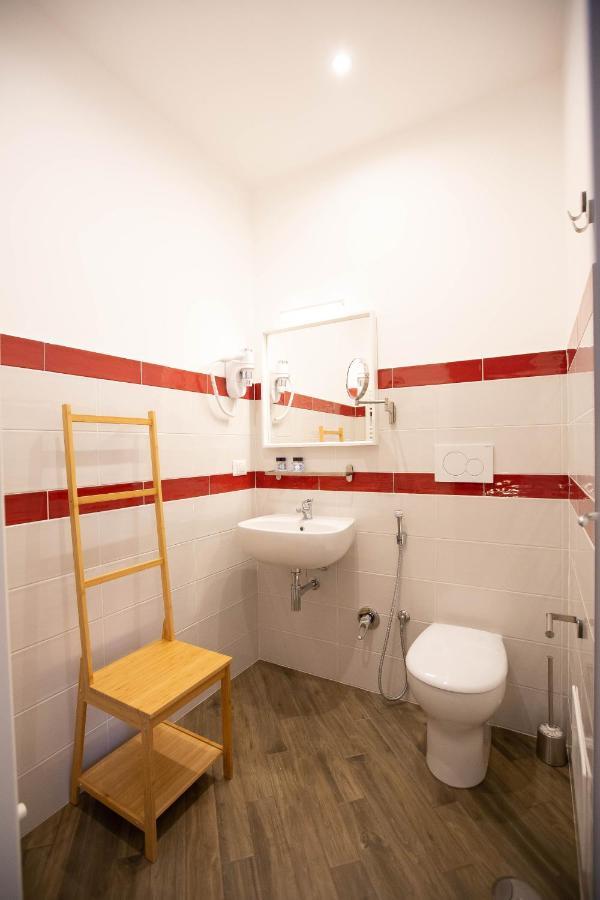 Be Your Home - Guest House Colors Civitavecchia Exterior foto
